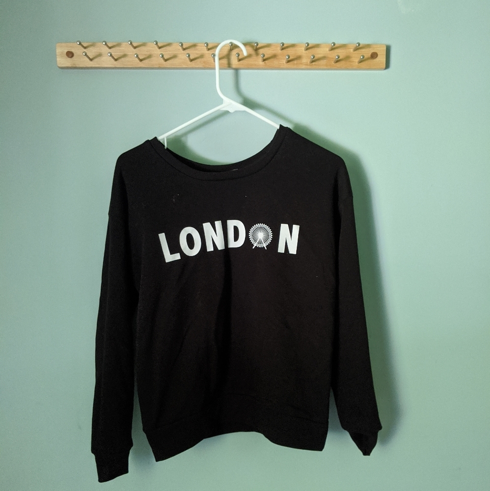 Cozy Fleece London sweater